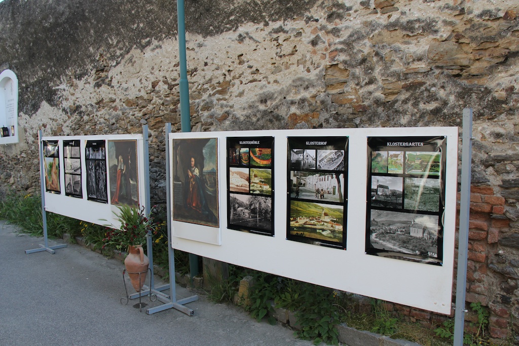 Thomas Pluhar zeigte bisher unbekannte historische Abbildungen des Ortskerns.